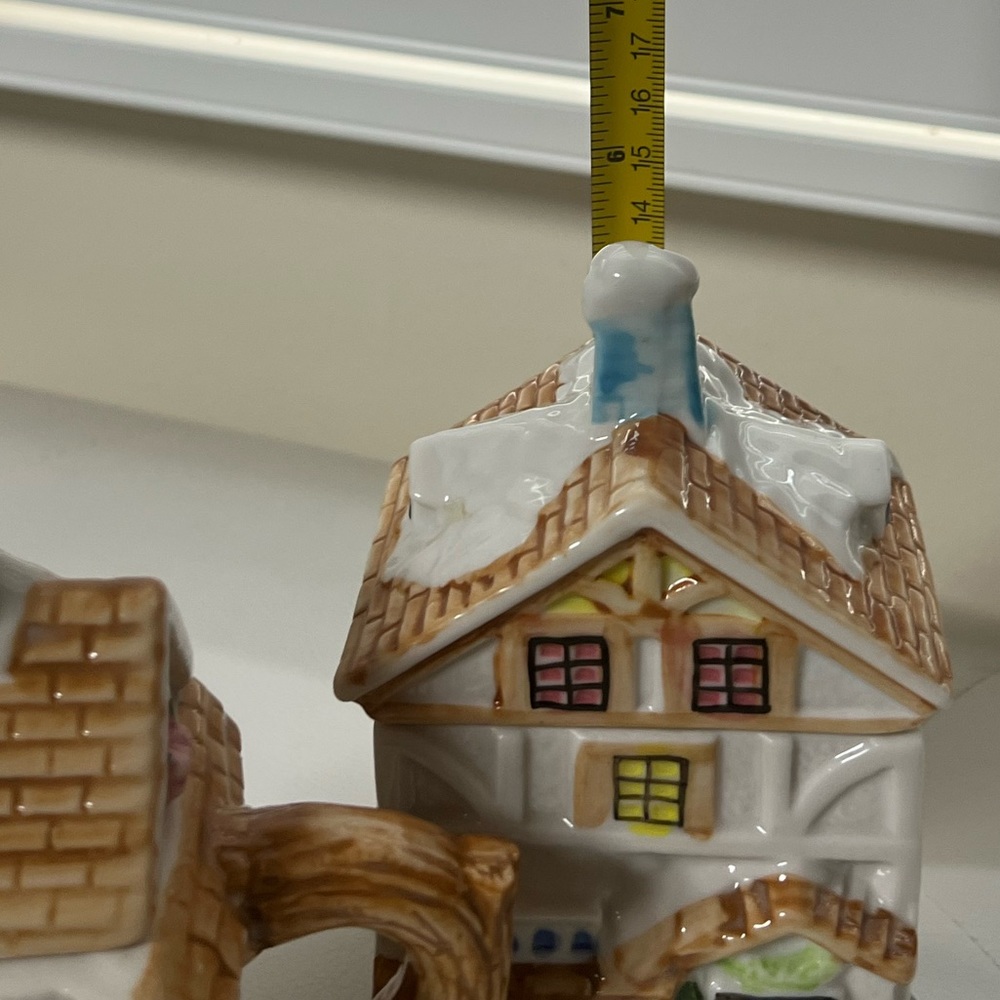Cream & Sugar Beautiful Fairy Houses Set.🧚‍♂️ 🧚‍♀️ - Picture 11 of 12
